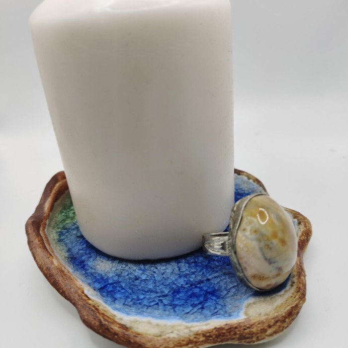 Imagen de Anillo especial con piedra incrustada