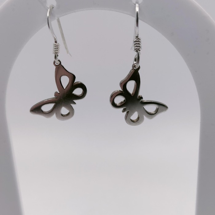 Imagen 2 de Conjunto de colgante y pendientes de mariposas